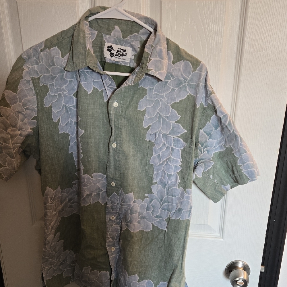 Vintage Hilo Hattie Hawaiian Print Button Down Shirt Coastal